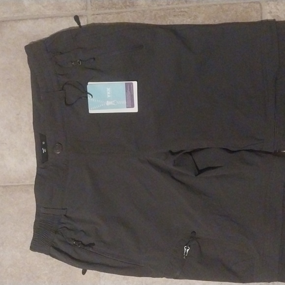 Convertible Zip Off Pant Size 10 - Picture 2 of 9